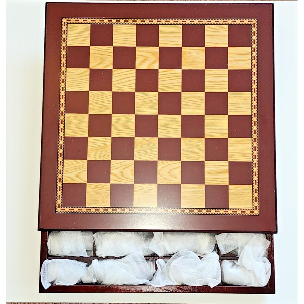 Purim Judaica Chess Set Megillah Esther Mordechai Hand Painted Resin & Wood